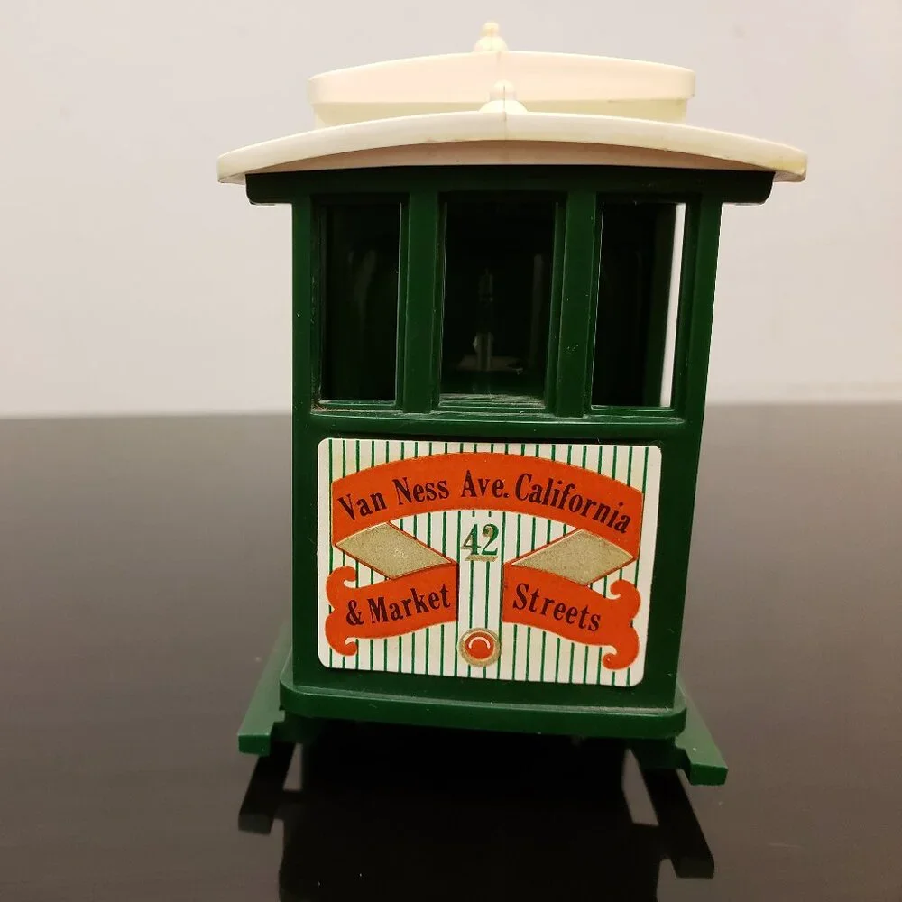 Vintage Avon San Francisco Green CABLE CAR Wild Country Scent Full Glass